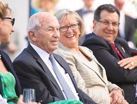Vale Stan Perron AM